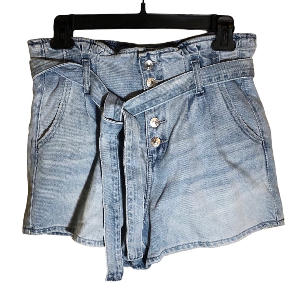 American Eagle Womens sz 8 Shorts Light Wash Belted Paperbag Mom Button Fly